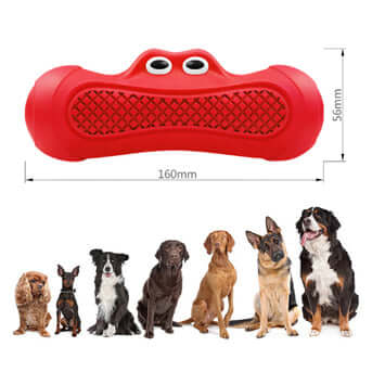 FREDOPETS Vocal Rugby Rubber Dog Chew Toy