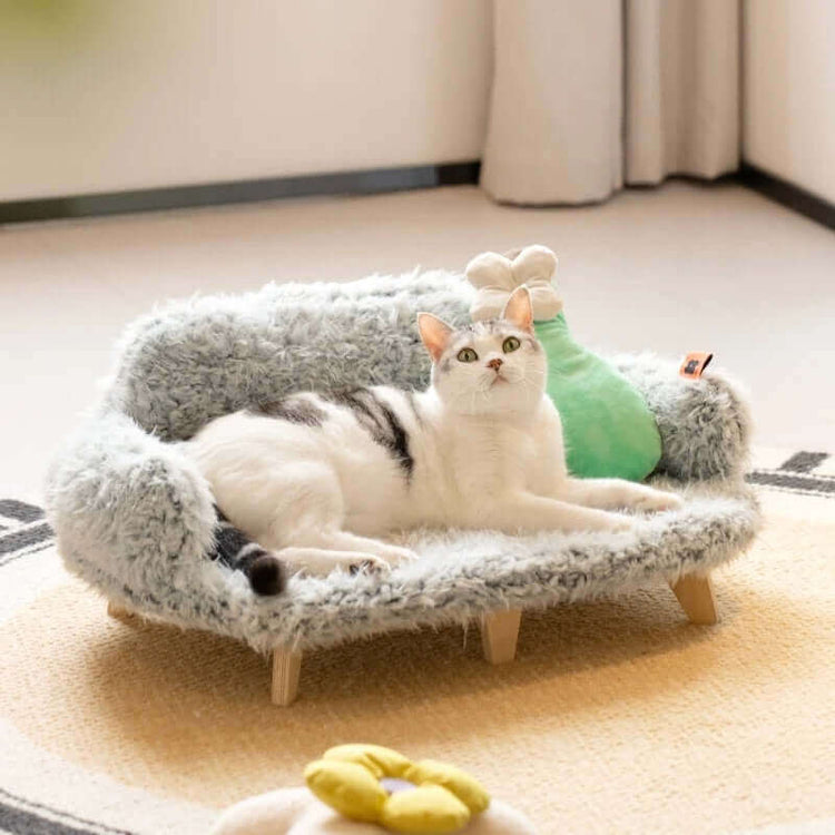 FREDOPETS Wooden Pet Bed for Dogs and Cats